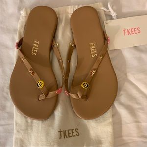Girls Tkees flip flops - BRAND NEW! 😃🌈💗⭐️